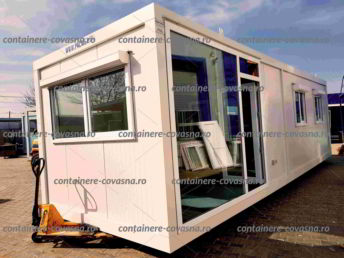 cabina poarta